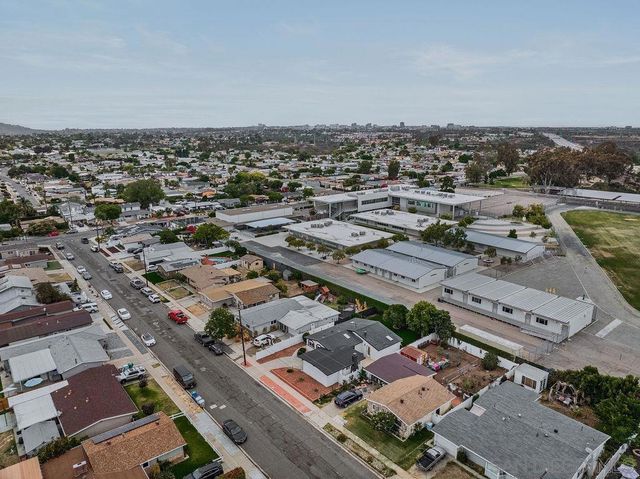5524 Norwich St, San Diego, CA 92117