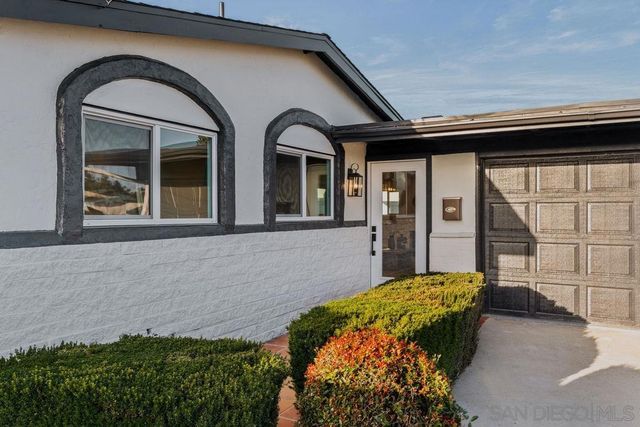 5524 Norwich St, San Diego, CA 92117