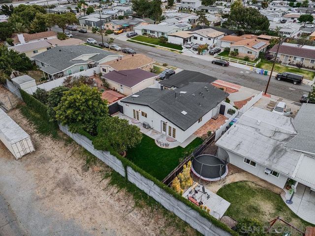 5524 Norwich St, San Diego, CA 92117