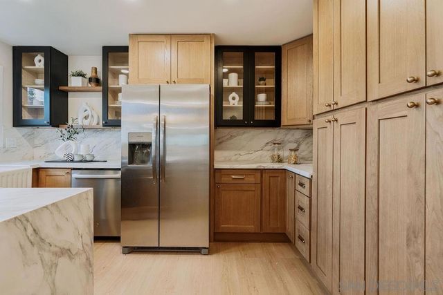 5524 Norwich St, San Diego, CA 92117