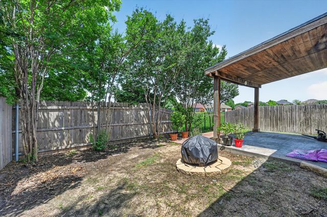 8845 Valley River Drive, Fort Worth, TX 76244