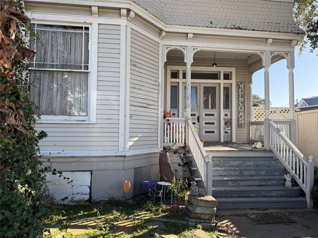 2223 Avenue K, Galveston, TX 77550