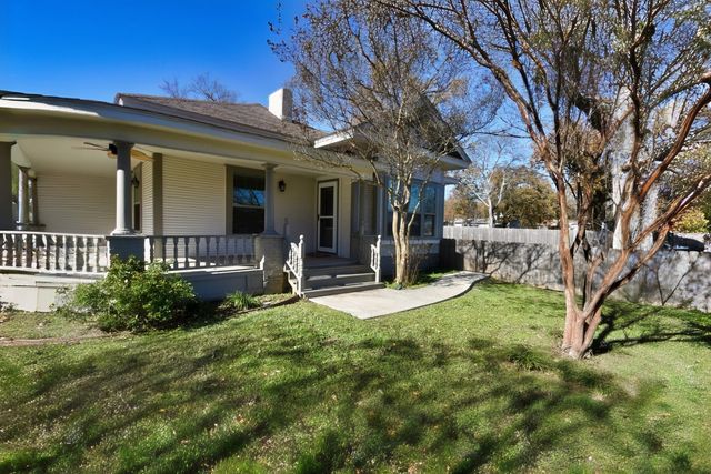 269 E Holley Street, Alba, TX 75410