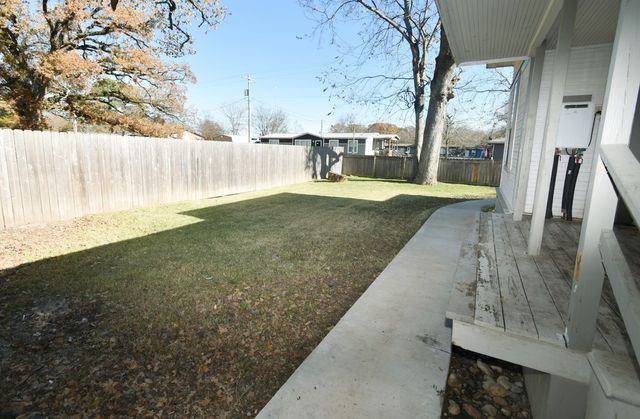 269 E Holley Street, Alba, TX 75410