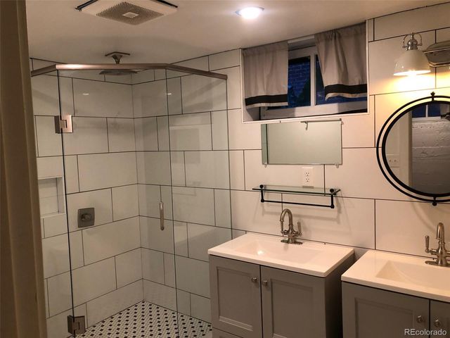 454 N Franklin Street B, Denver, CO 80218