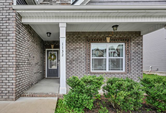 1132 Christian James Dr, Clarksville, TN 37043