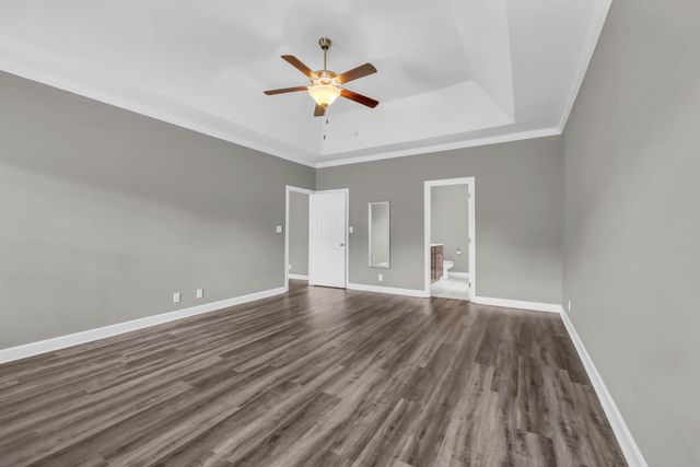 1132 Christian James Dr, Clarksville, TN 37043