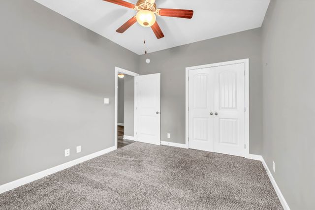 1132 Christian James Dr, Clarksville, TN 37043