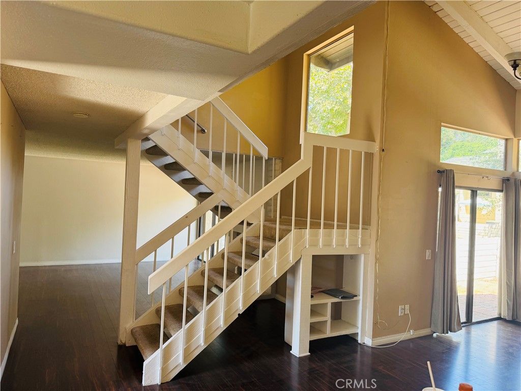 Image 2 of property listing at 2512 N Tustin Avenue 74, Santa Ana, CA 92705