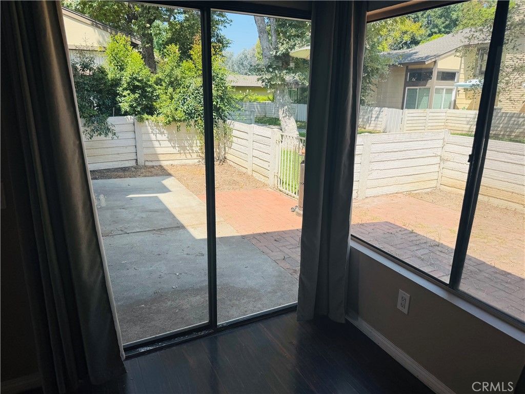 Image 6 of property listing at 2512 N Tustin Avenue 74, Santa Ana, CA 92705