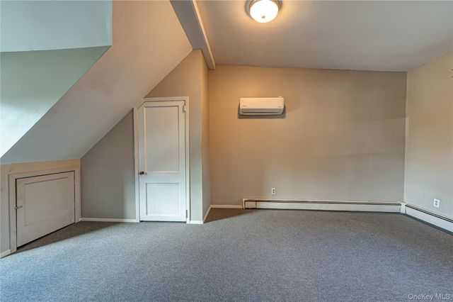 75 W Pulaski Road, Huntington Station, NY 11746
