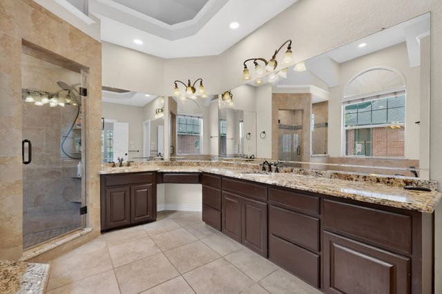 204 Country Club Drive, Heath, TX 75032