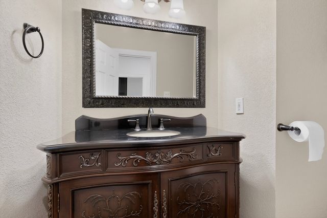 204 Country Club Drive, Heath, TX 75032
