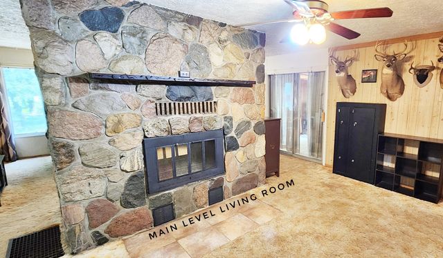 2100 Newcosta Avenue, Aetna Twp, MI 49337
