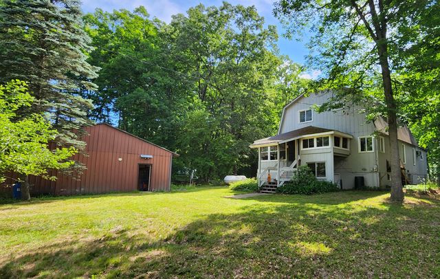 2100 Newcosta Avenue, Aetna Twp, MI 49337