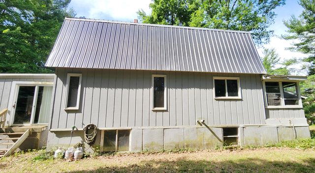 2100 Newcosta Avenue, Aetna Twp, MI 49337