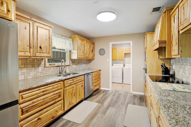 258 County Road 14665, Paris, TX 75462