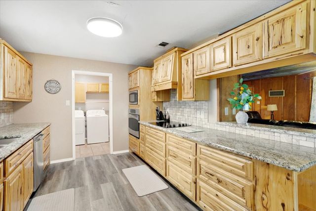258 County Road 14665, Paris, TX 75462