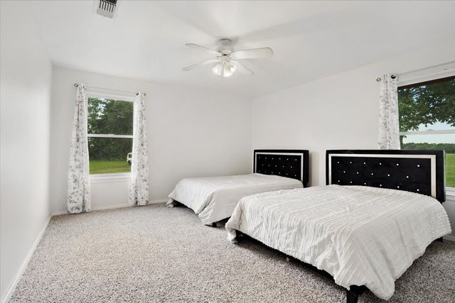 258 County Road 14665, Paris, TX 75462