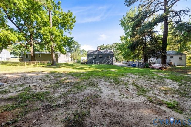 2459 Osborne Rd, Chester, VA 23831
