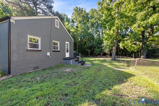 2459 Osborne Rd, Chester, VA 23831