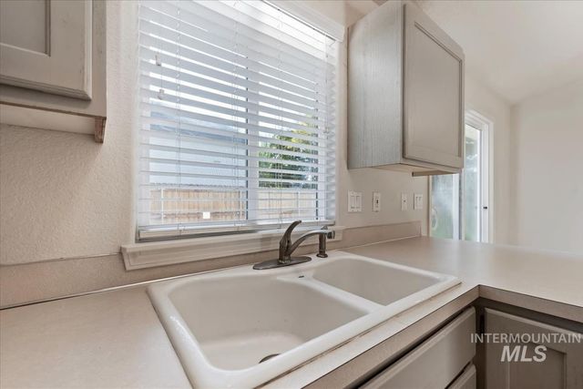 6244 N Alder Point Ave., Boise, ID 83714