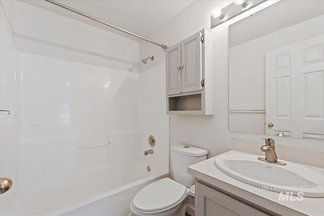 6244 N Alder Point Ave., Boise, ID 83714