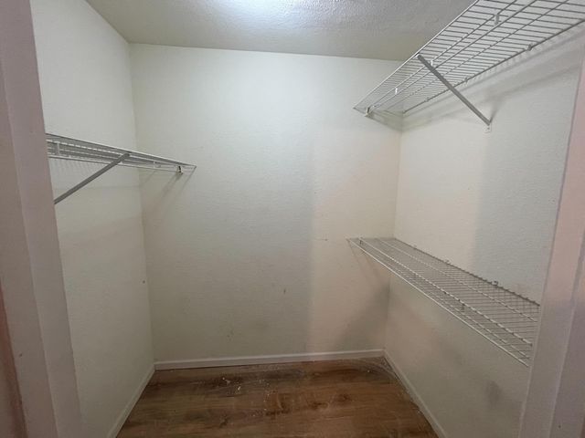 1330 FRIDERIKI, Columbia, MO 65202