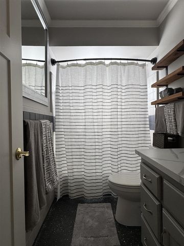 24030 Harvard Shore Drive, Saint Clair Shores, MI 48082