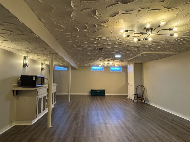 24030 Harvard Shore Drive, Saint Clair Shores, MI 48082