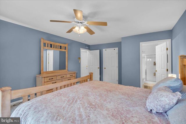 46 MONTICELLO DR, Sicklerville, NJ 08081