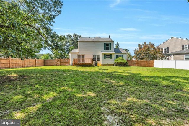 46 MONTICELLO DR, Sicklerville, NJ 08081