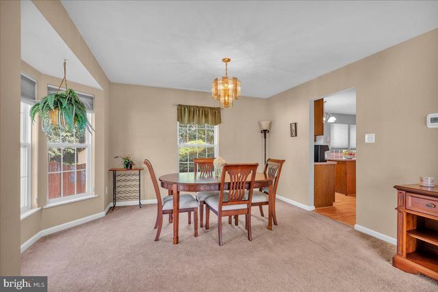 46 MONTICELLO DR, Sicklerville, NJ 08081