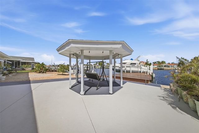 5040 GALLEON COURT, New Port Richey, FL 34652