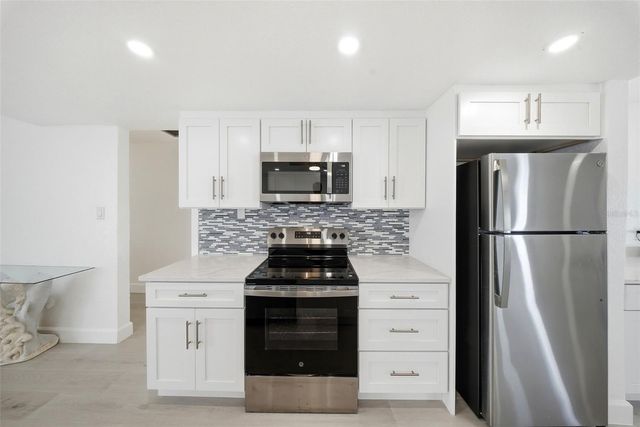 5040 GALLEON COURT, New Port Richey, FL 34652