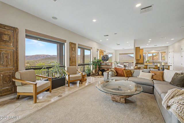 42610 N 22ND Street, New River, AZ 85087