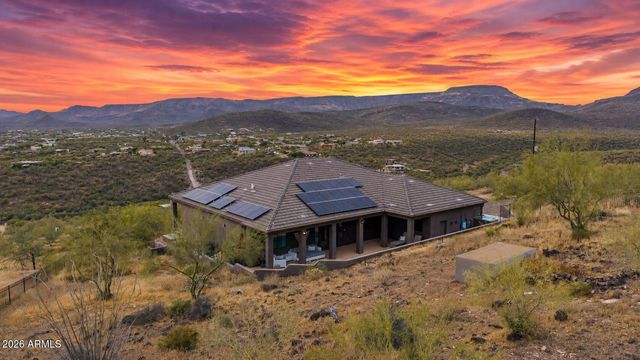 42610 N 22ND Street, New River, AZ 85087