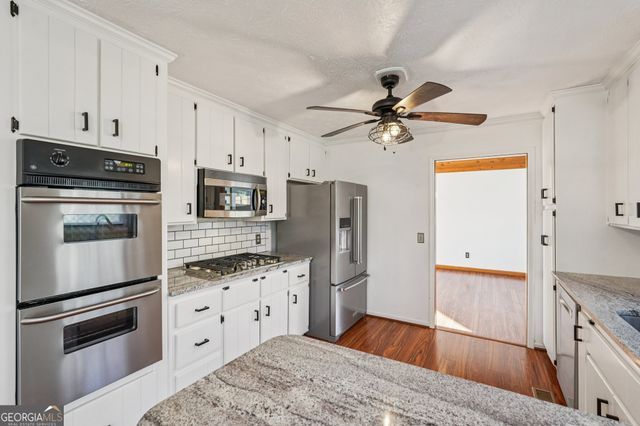 2155 Deep Woods Way, Marietta, GA 30062