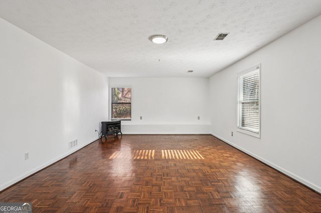 2155 Deep Woods Way, Marietta, GA 30062