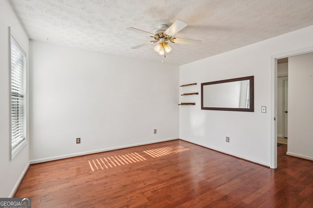 2155 Deep Woods Way, Marietta, GA 30062