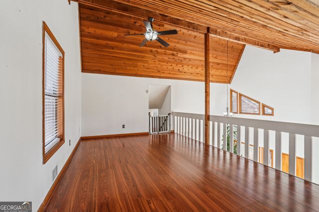 2155 Deep Woods Way, Marietta, GA 30062