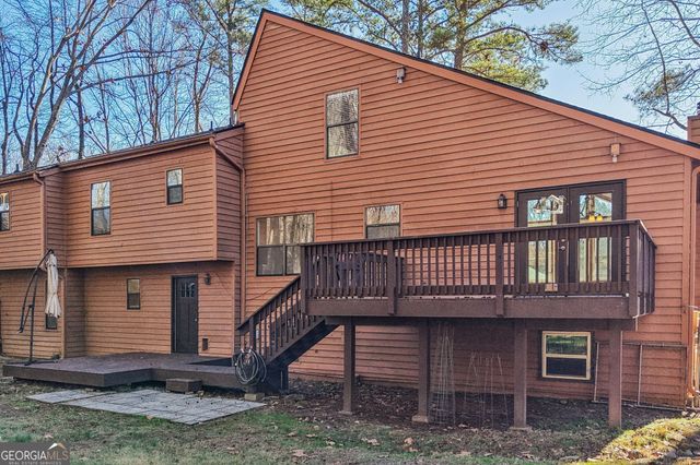 2155 Deep Woods Way, Marietta, GA 30062