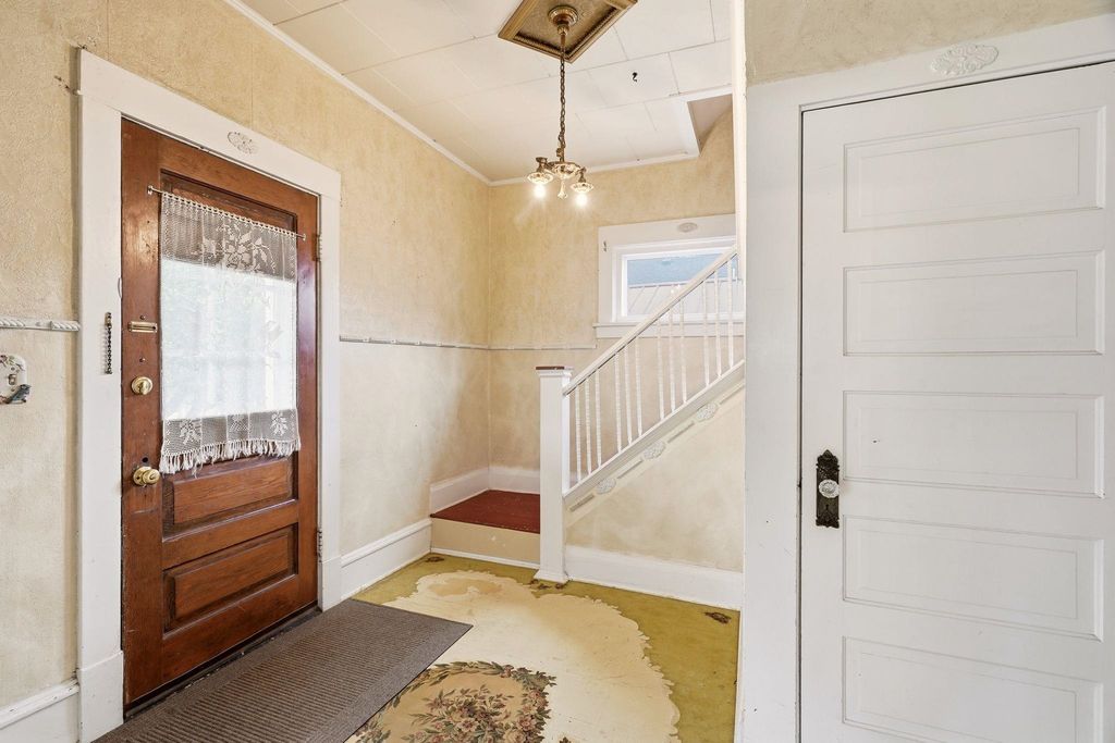 2420 W Maxwell Ave, Spokane, WA 99201 photo 4