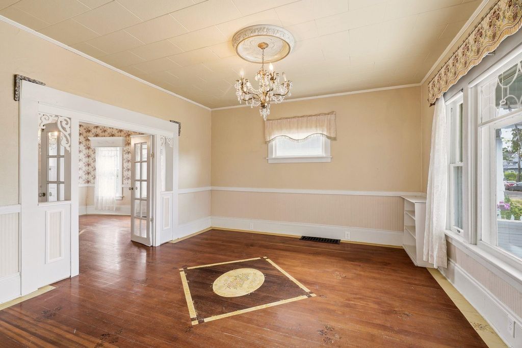 2420 W Maxwell Ave, Spokane, WA 99201 photo 5