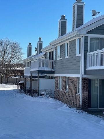 624 Berkley Court V2, Schaumburg, IL 60194