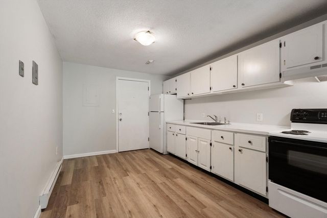 15 Wildwood B19, Dracut, MA 01826
