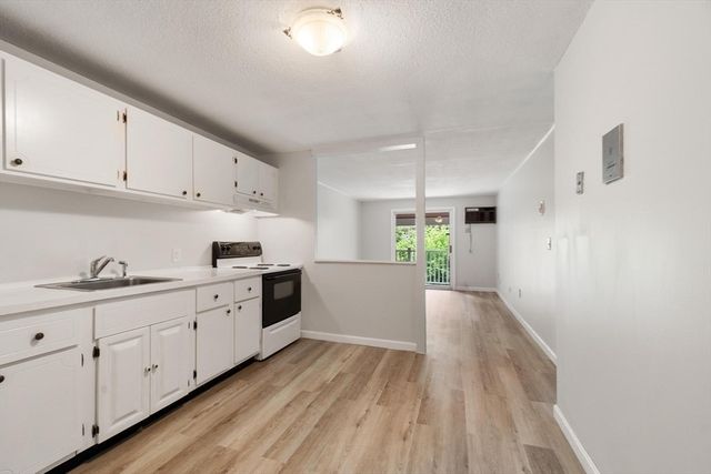 15 Wildwood B19, Dracut, MA 01826