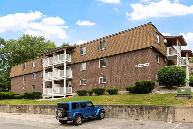 15 Wildwood B19, Dracut, MA 01826