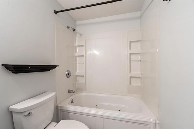15 Wildwood B19, Dracut, MA 01826