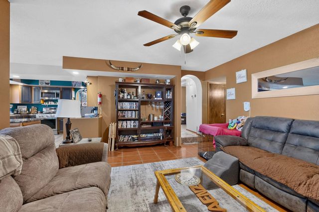 2879 Cripple Creek Drive SE, Rio Rancho, NM 87124